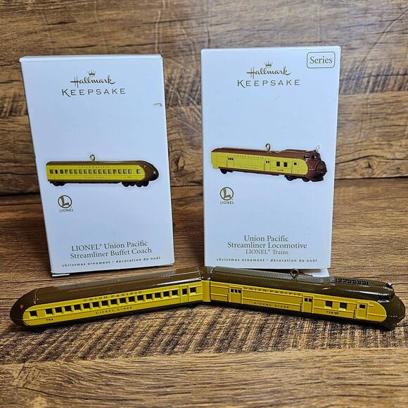 Hallmark Keepsake Lionel Union Pacific locomotive buffet coach Ornament 2010 - Picture 1 of 7